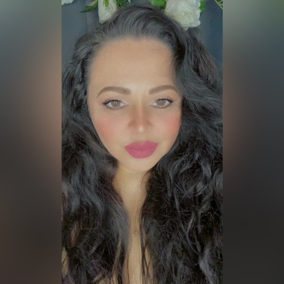 Makeup Mystery bag - Picture 2 of 3